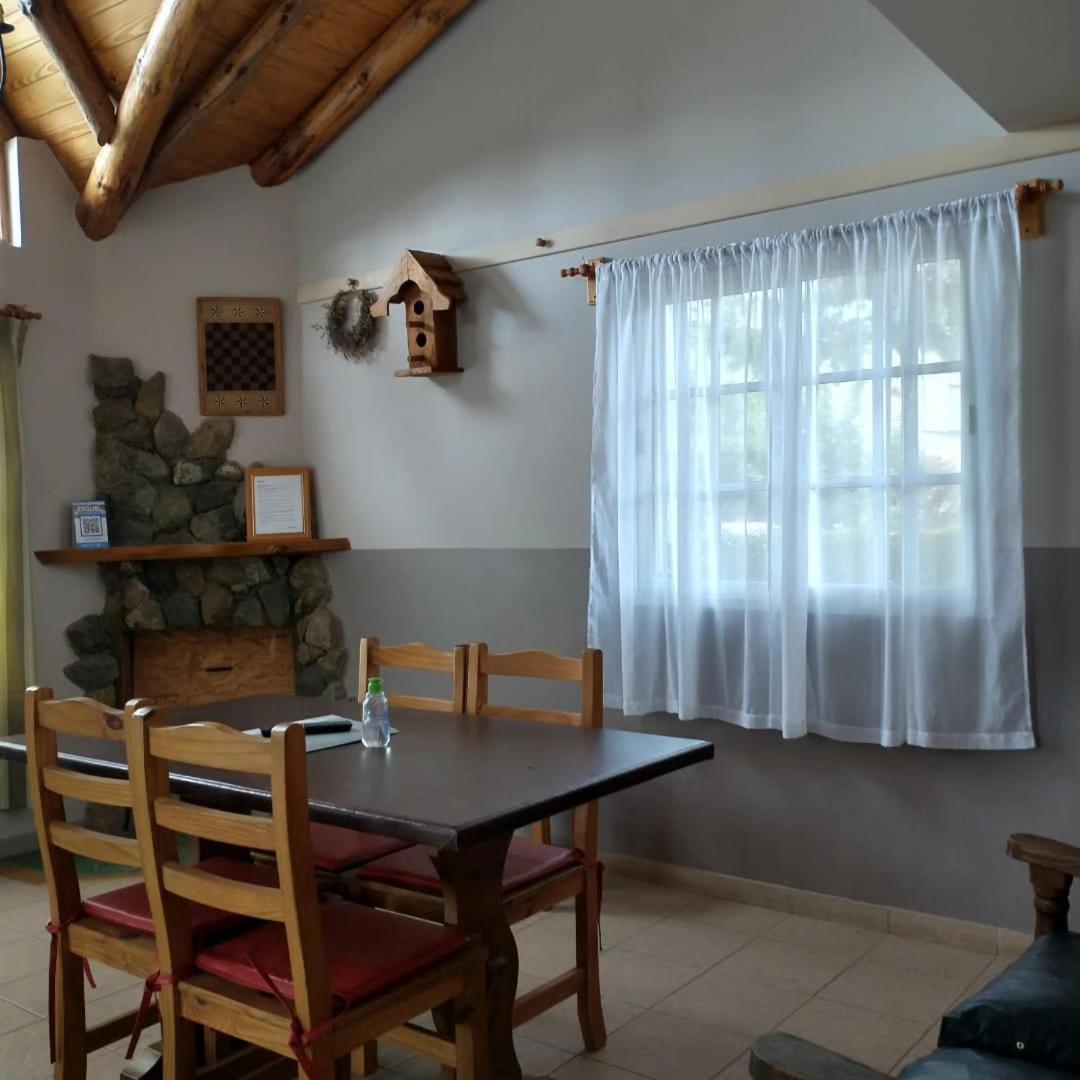 Cabanas Pyracantha Esquel Extérieur photo